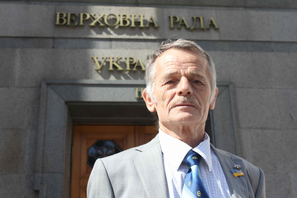 Mustafa Jemilev foran det ukrainske parlament,  Verhovna Rada  Foto: Ota Tiefenböck