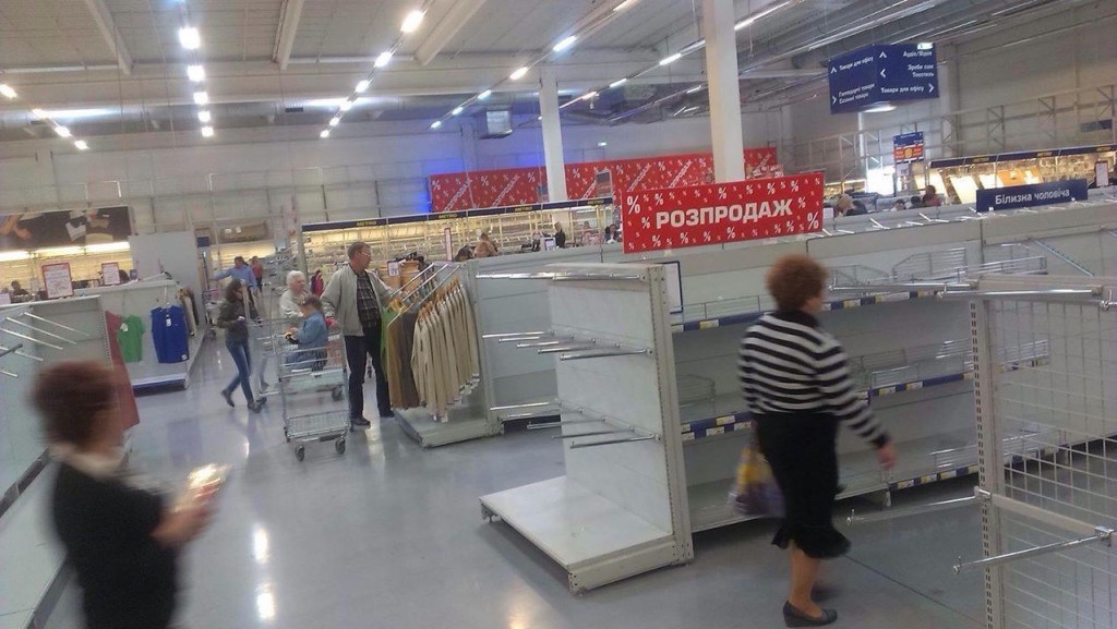 Varerne i supermarkeder på krim, er ved at forsvinde.  Foto: Euromaidan