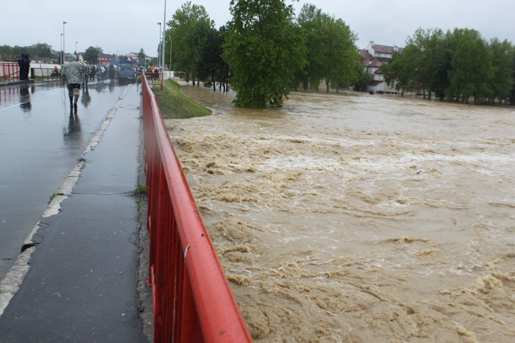 Oversvømmelserne har ramt hårdt i bpåde Serbien og Bosnien-Herzegovina  Foto: Mitra Nazar
