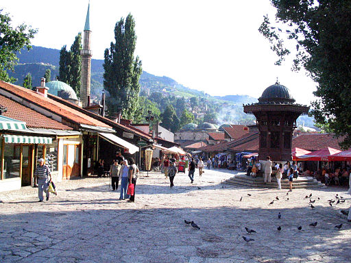 Baščaršija pladsen i Sarajevos centrum Foto: Daniel Wabyick