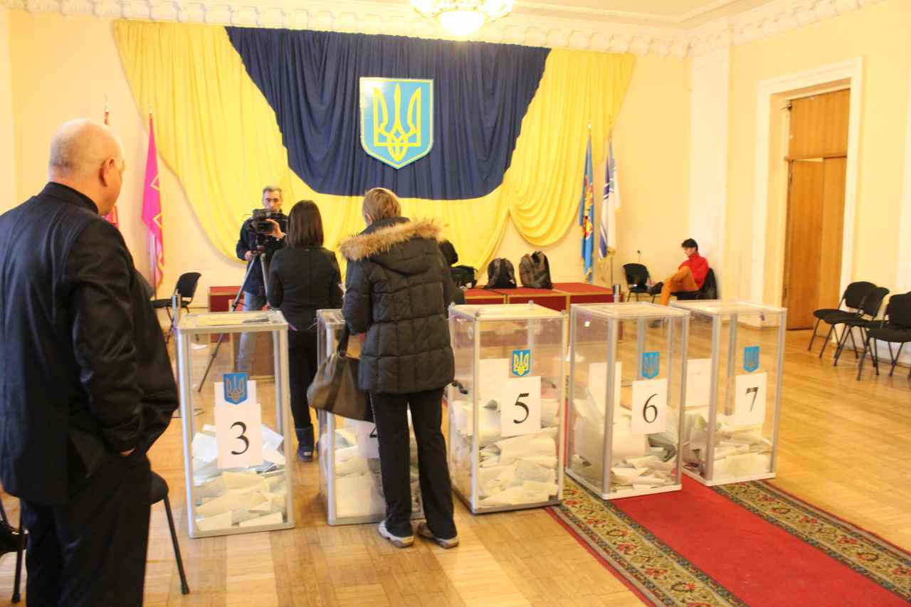 Et valgsted i den ukrainske hovedstad Kiev  Foto: Ota Tiefenböck