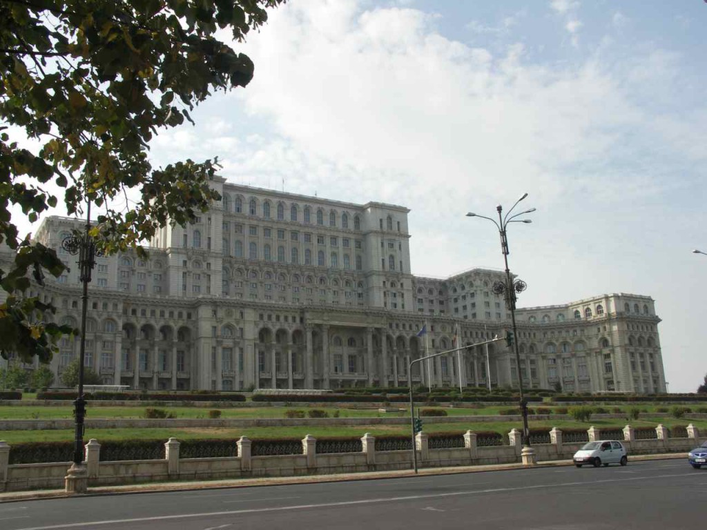 Præsidentpaladset i Bukarest  Foto: Ota Tiefenböck