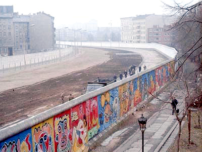 Berlinmuren i 1986 i Berlin-Kreuzberg Foto: Noir