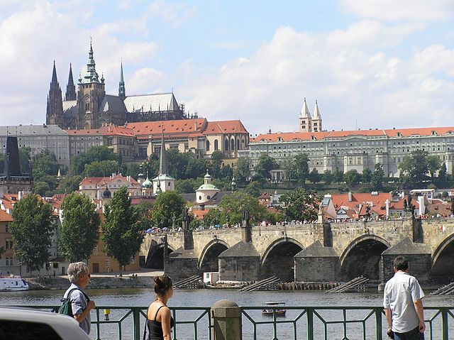 Hradcany i Prag  Foto: Wikipedia