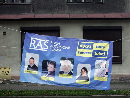 Valgplakat fra det polske lokalvalg, her en bevægelse som ønsker autonomi for Schlesien  Foto:James Grellier