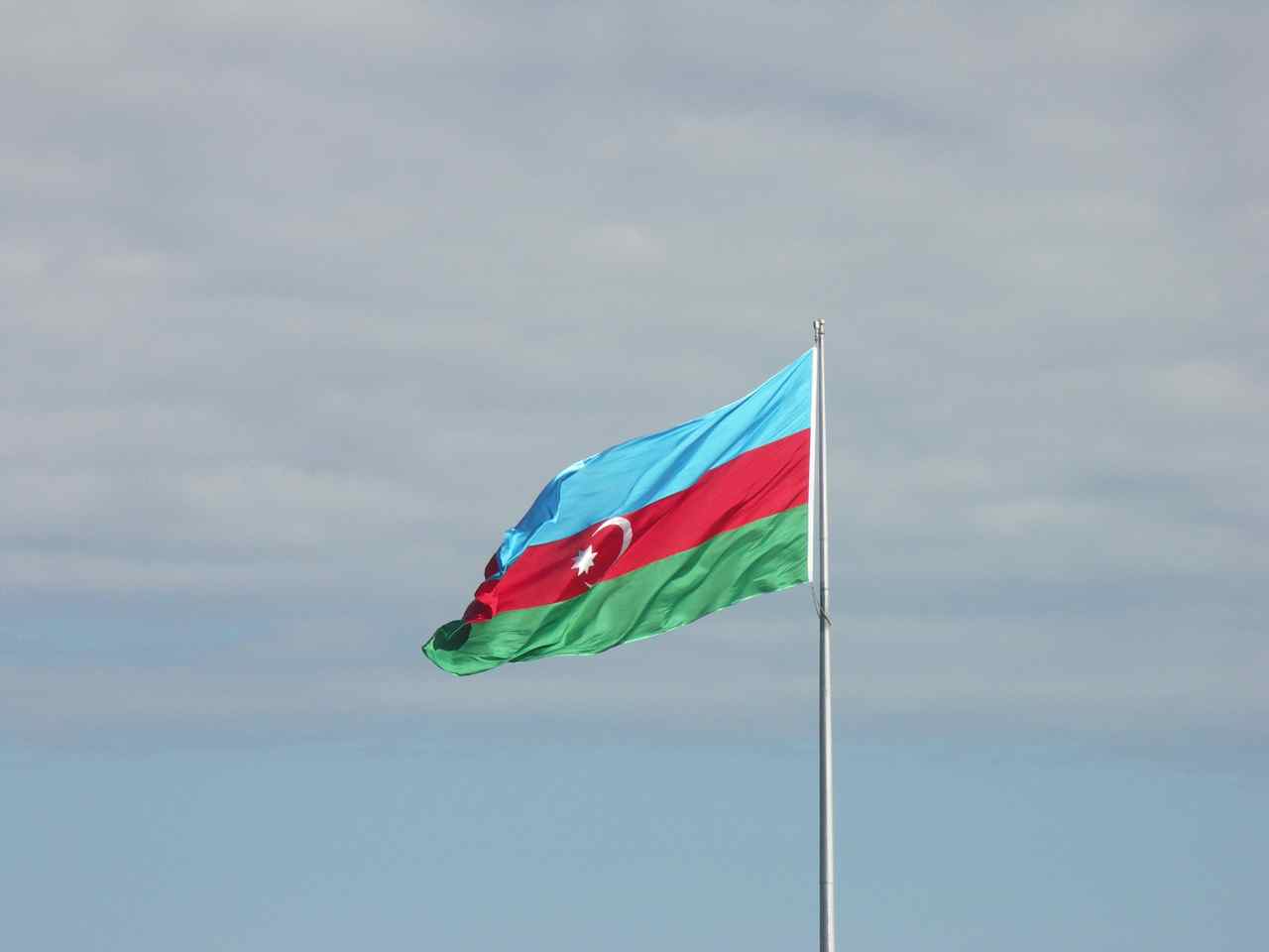Illustrationsfoto: Aserbajdsjansk flag