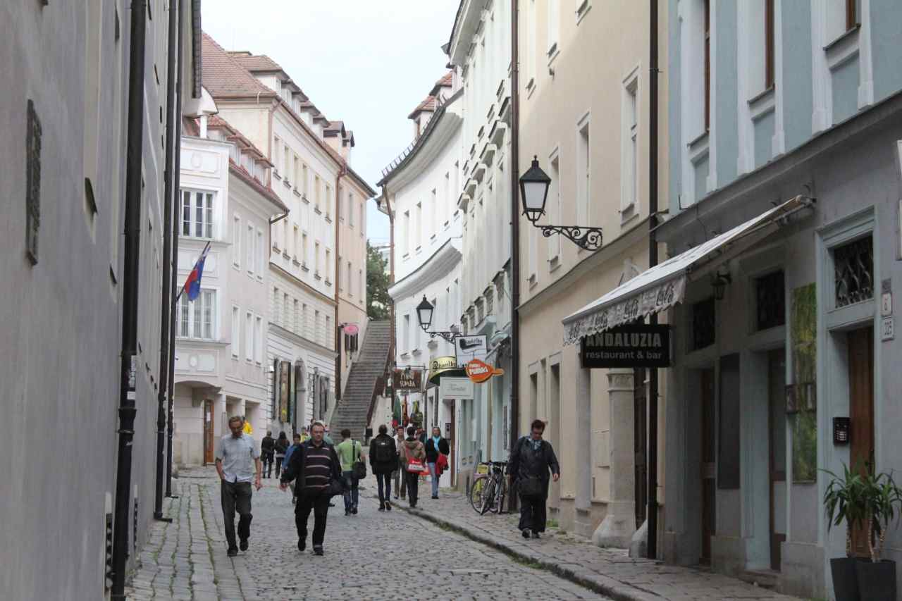 Den slovakiske hovedstad Bratislava  Foto: Ota Tiefenböck