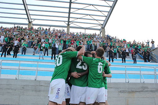 Et fodboldhold i Kosovo  Foto: Agron Begiri