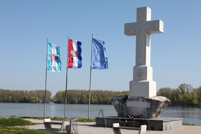 Et monument i Vukovar  Foto: Ota Tiefenböck