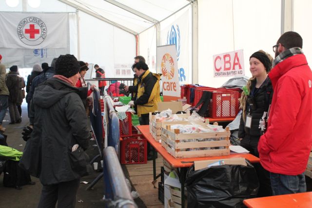 Humanitærhjælp i en transitlejr i Kroatien Foto: Ota Tiefenböck