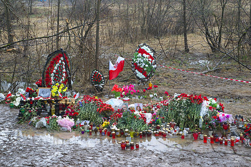Ved flykatastrofen i Smolensk Foto: Serge Serebro