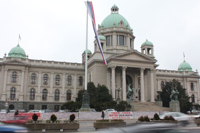 Serbiens parlament i Beograd Foto: Ota Tiefenböck